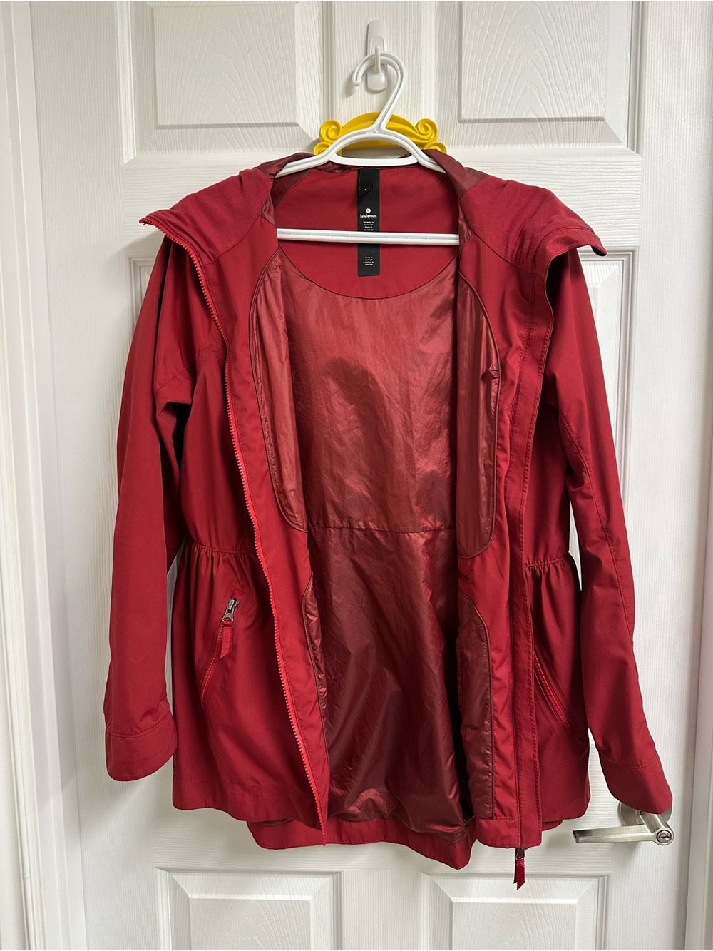 Lululemon Rain for daze rare and  hard to find in prep red